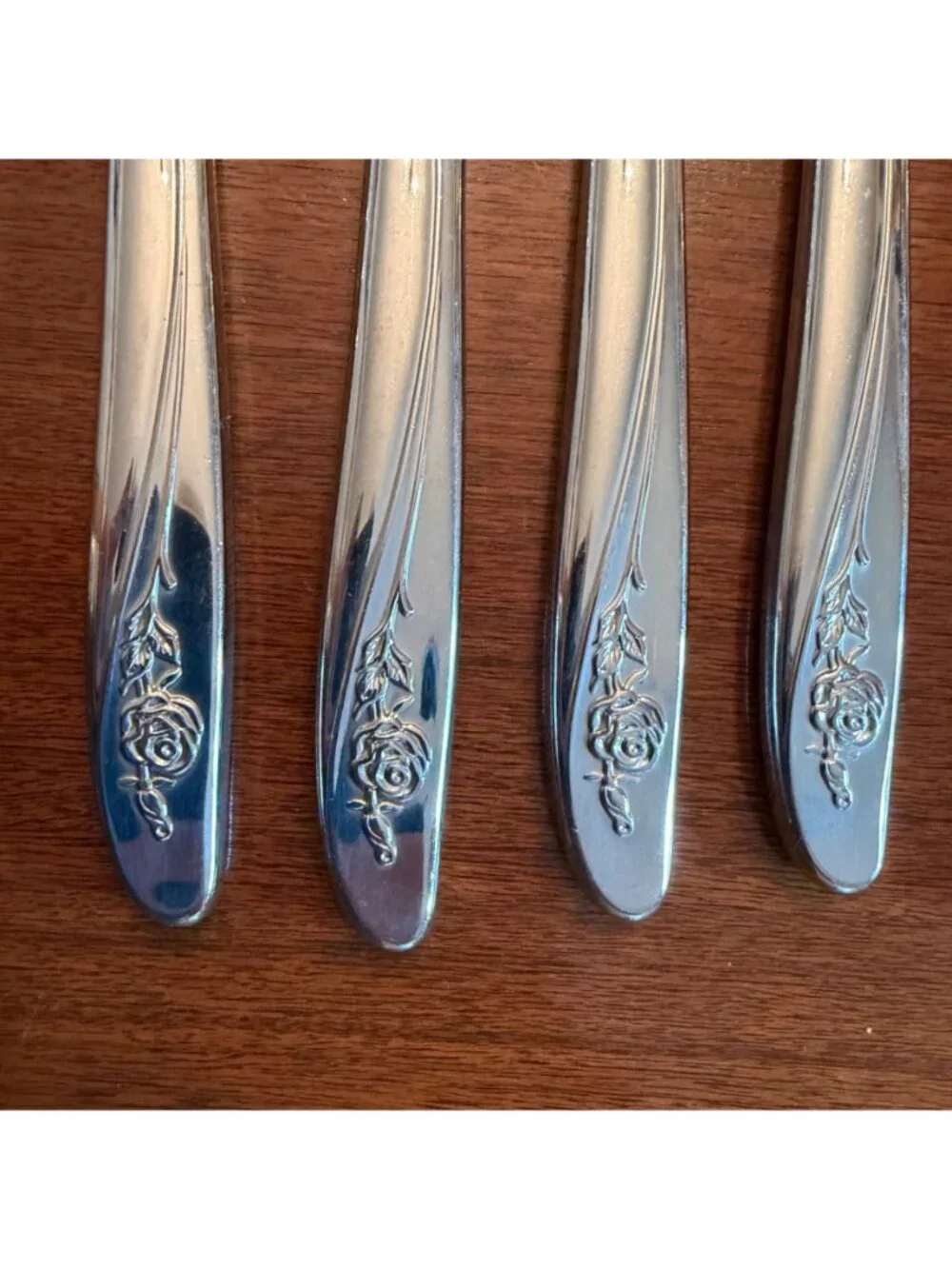 Oneida Custom Roseanne Stainless Steel Flatware 49 Piece Fork Spoon Knife Rose